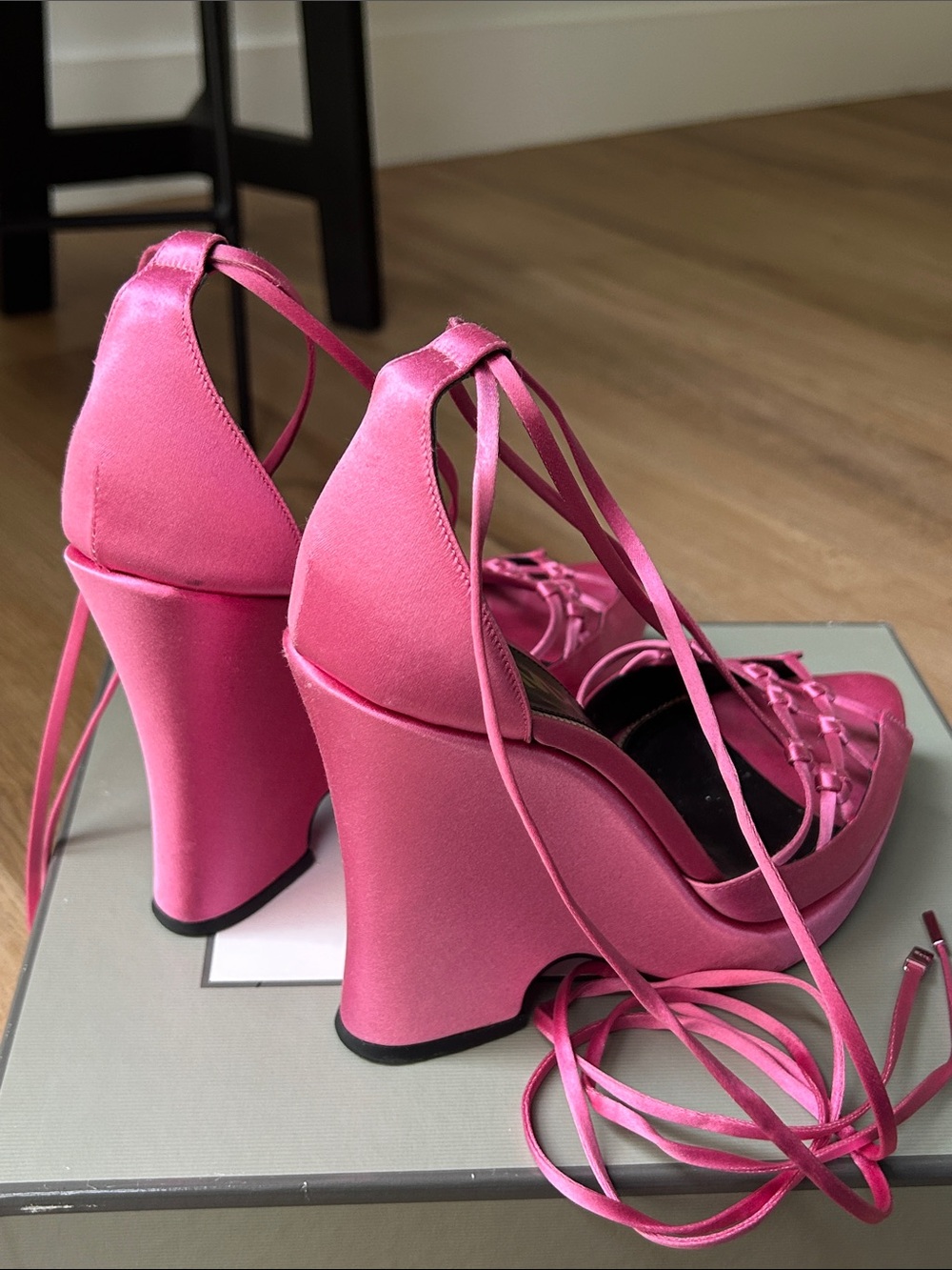Tom Ford Fuchsia Pink Satin Lace-Up Platform Wedges Heels - Picture 6 of 12